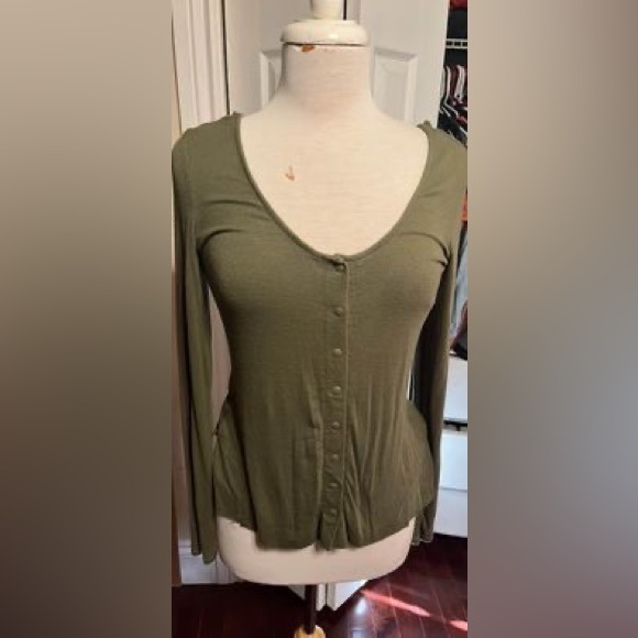 Guess button up, size M - Picture 1 of 2